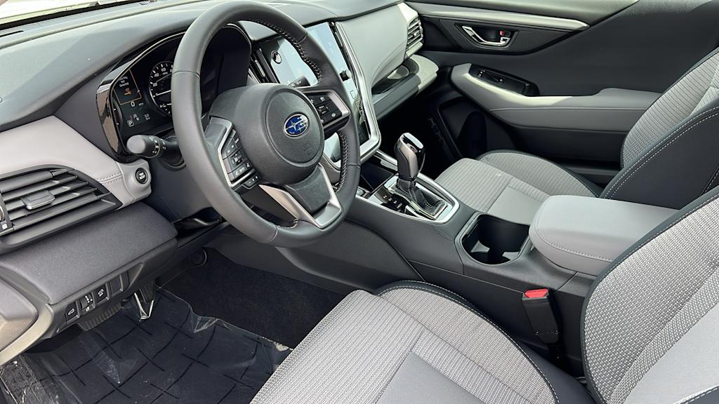 2025 Subaru Outback Premium 2