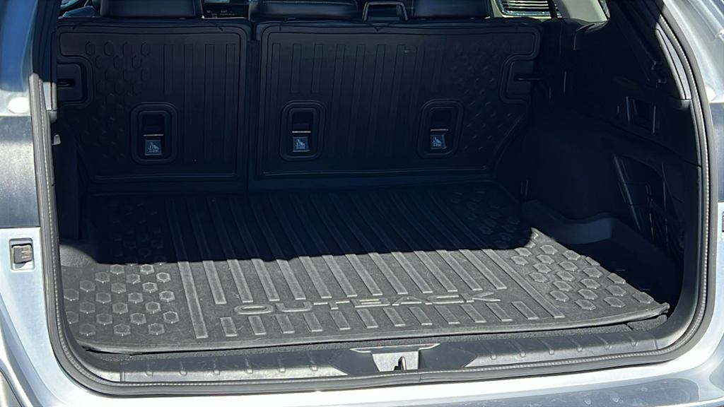 Thumbnail: 2022 Subaru Outback - 17