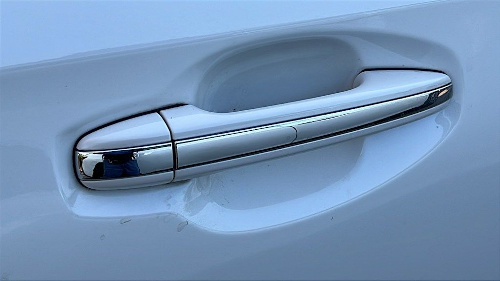 Thumbnail: 2023 Subaru Outback - 18