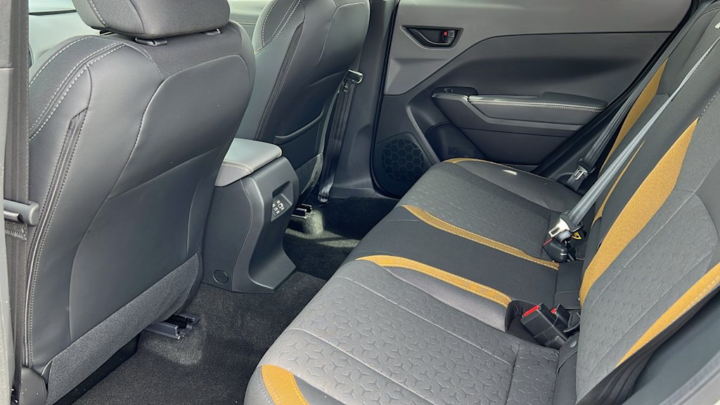 2025 Subaru Crosstrek Sport 12