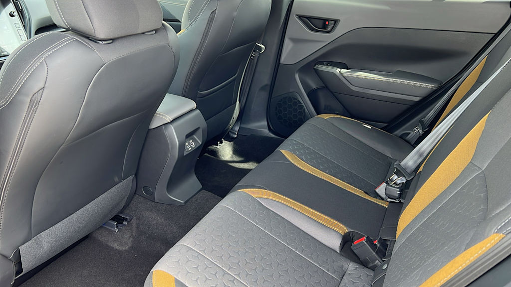 2025 Subaru Crosstrek Sport 12