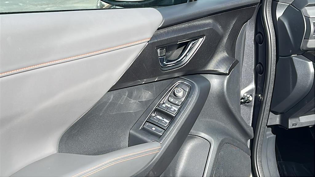 2025 Subaru Crosstrek Limited 25