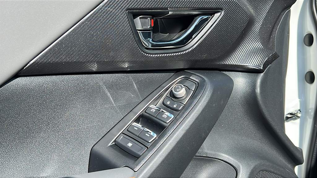 2025 Subaru Crosstrek Limited 28