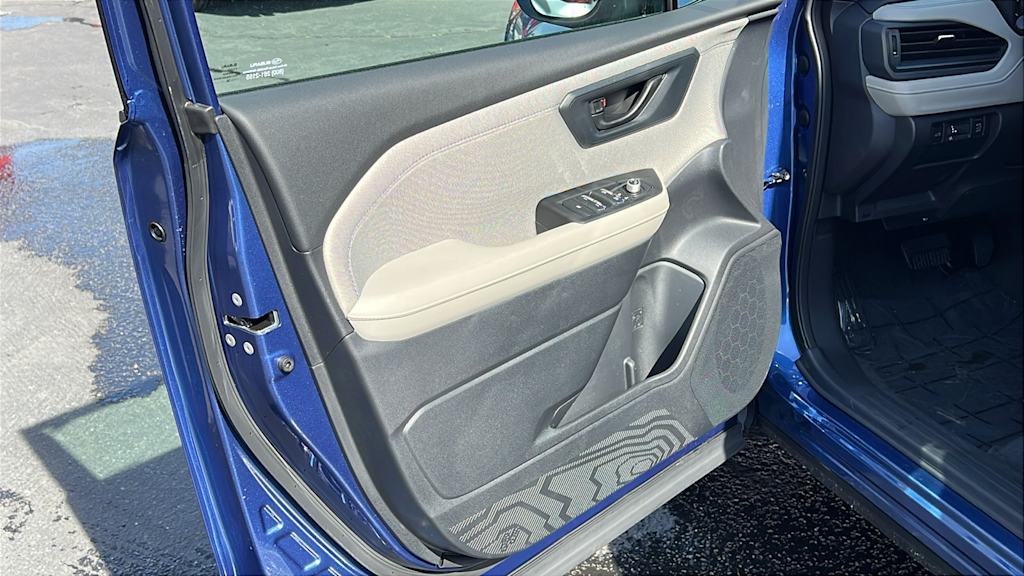 Thumbnail: 2026 Subaru Forester - 29