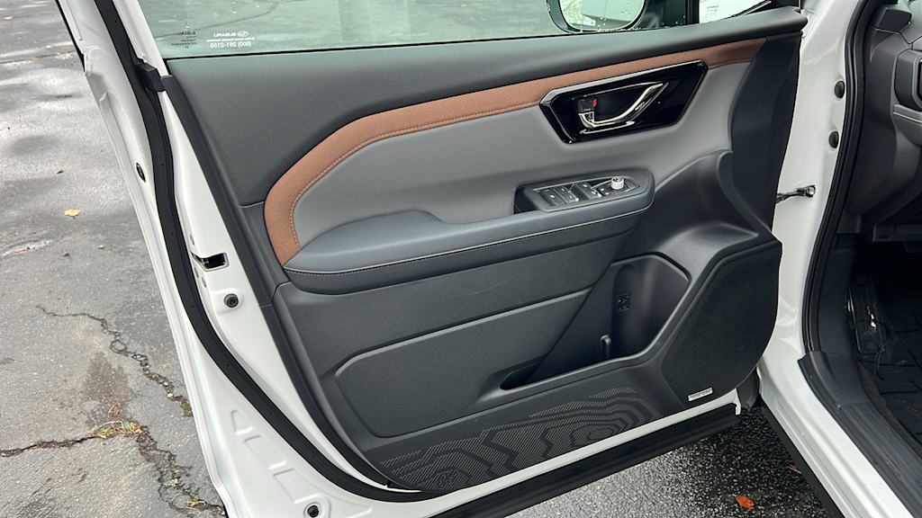 Thumbnail: 2026 Subaru Forester - 29