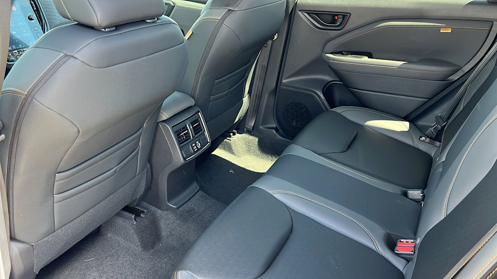 Thumbnail: 2026 Subaru Forester - 12