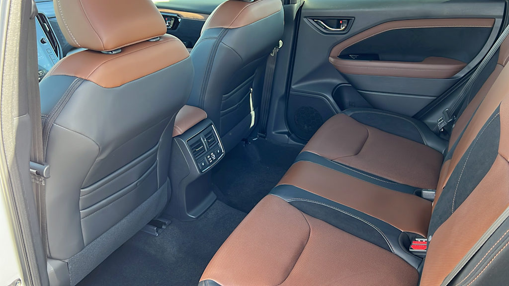 Thumbnail: 2026 Subaru Forester - 12