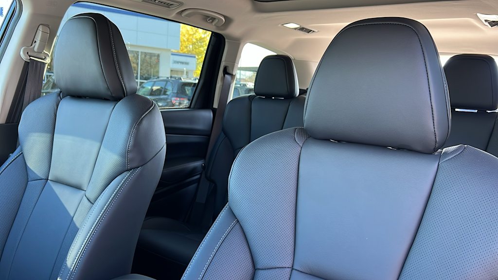 Thumbnail: 2025 Subaru Ascent - 10