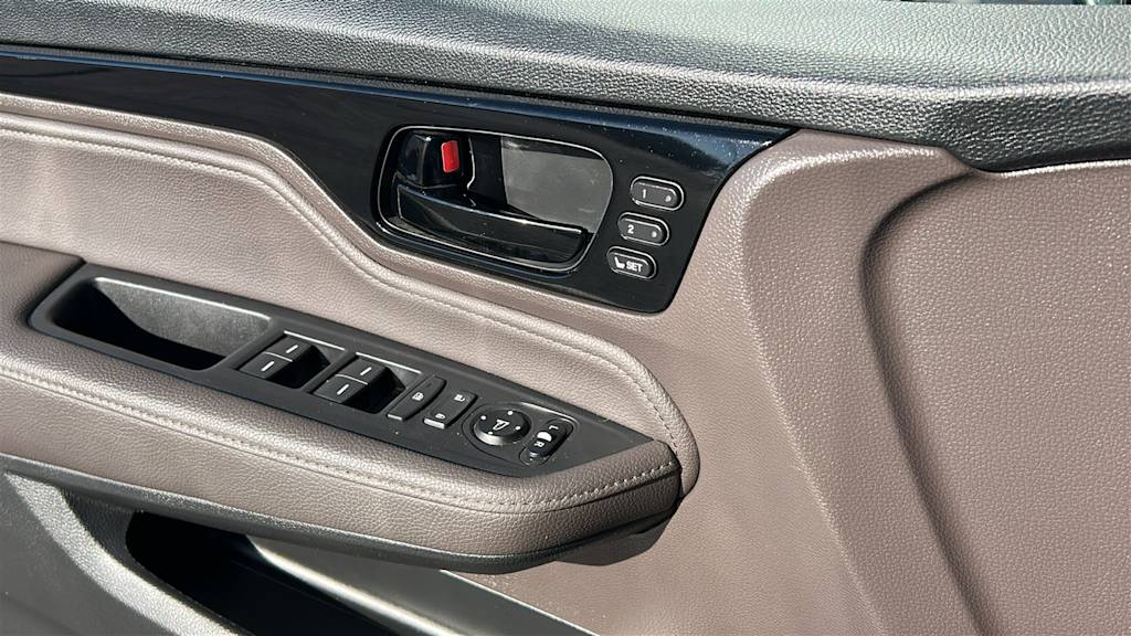 Thumbnail: 2023 Honda Odyssey - 27