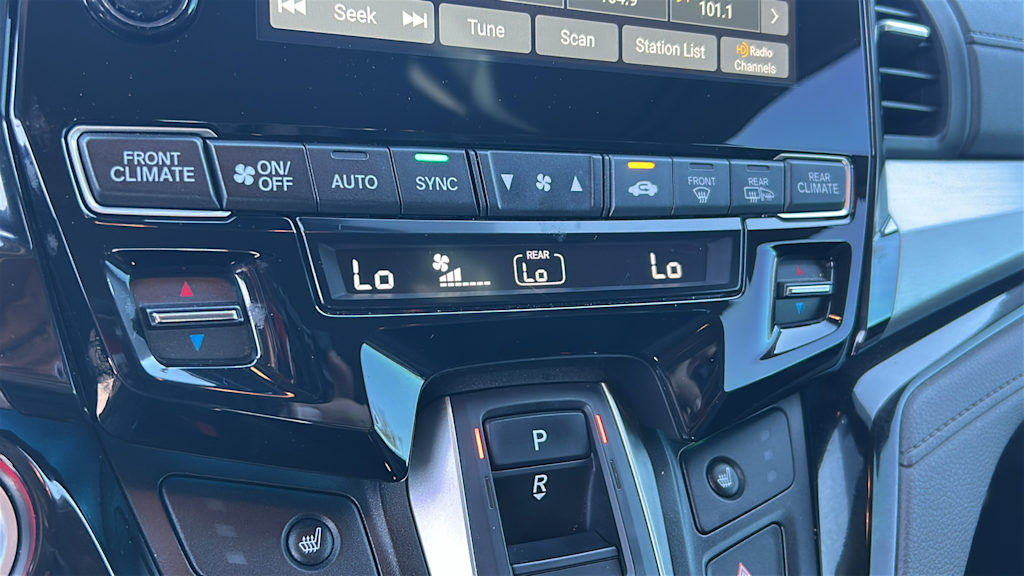 Thumbnail: 2023 Honda Odyssey - 22
