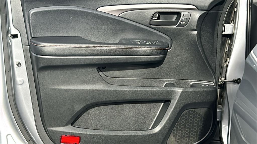 Thumbnail: 2022 Honda Passport - 29