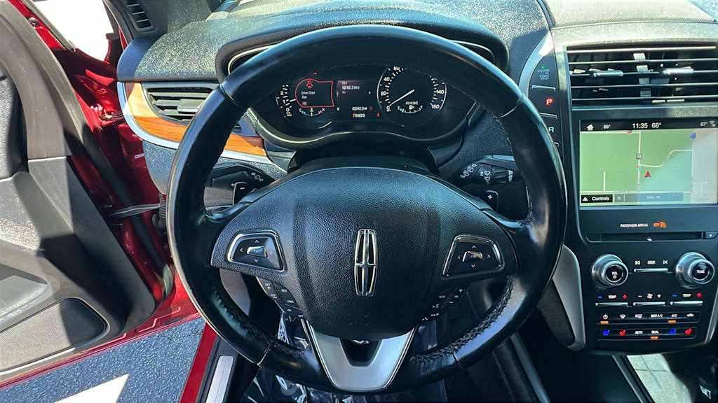 Thumbnail: 2017 Lincoln MKC - 9