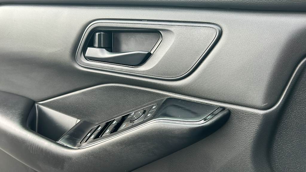 Thumbnail: 2024 Nissan Rogue - 26