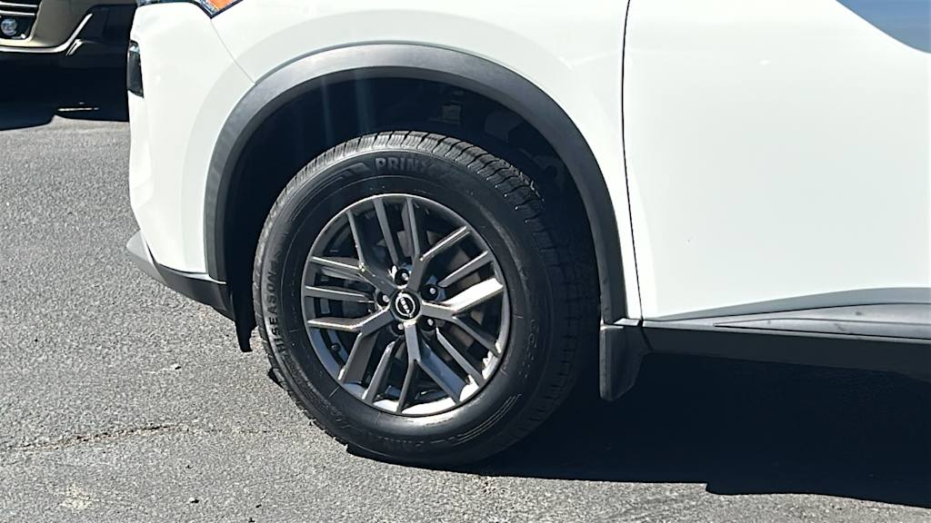 Thumbnail: 2023 Nissan Rogue - 8
