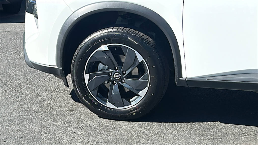 Thumbnail: 2024 Nissan Rogue - 8