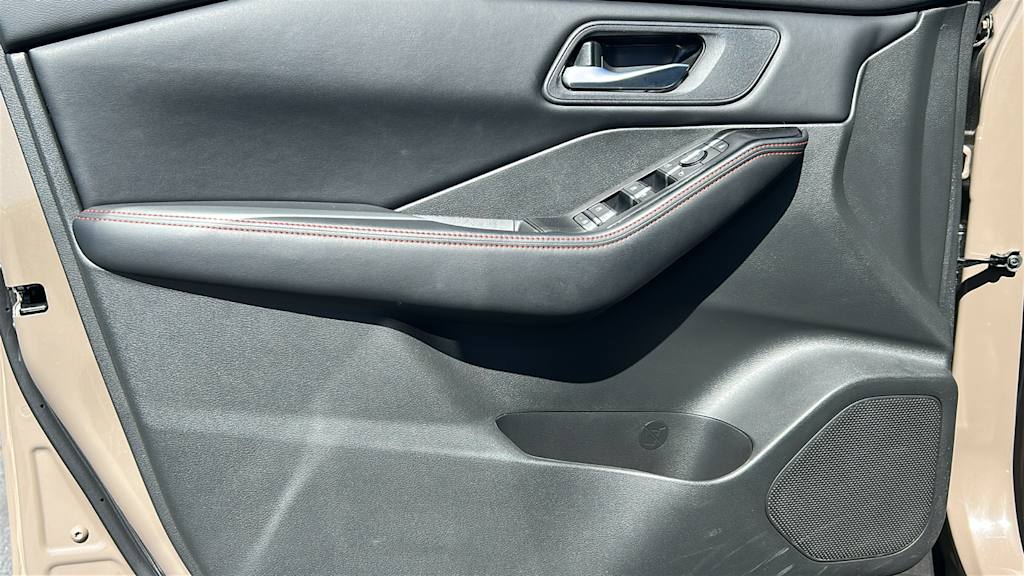 Thumbnail: 2025 Nissan Rogue - 29