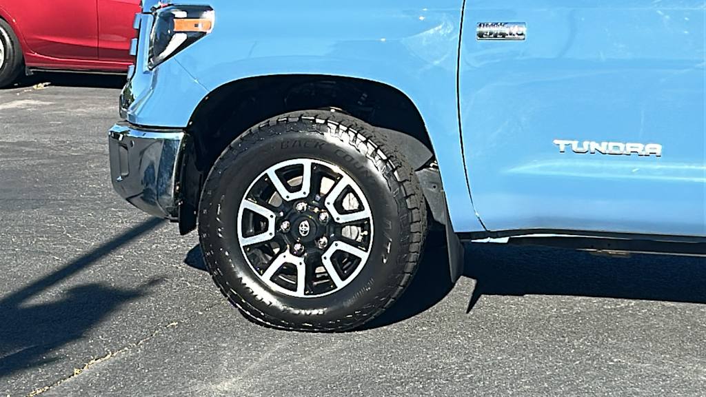 Thumbnail: 2020 Toyota Tundra - 7