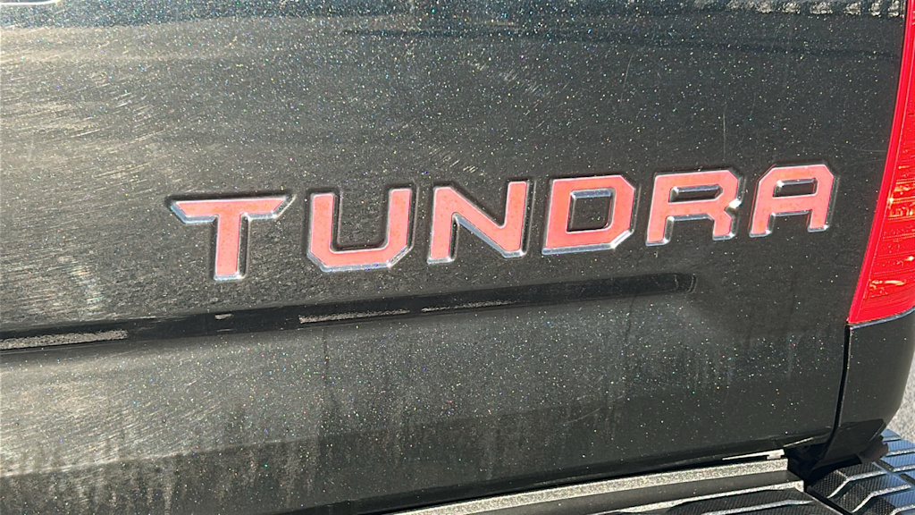 Thumbnail: 2018 Toyota Tundra - 7