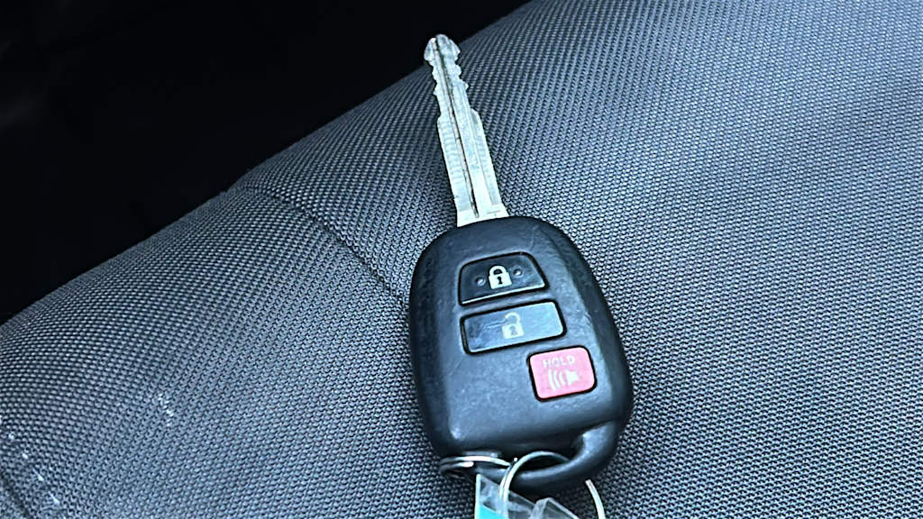 Thumbnail: 2018 Toyota Tundra - 29