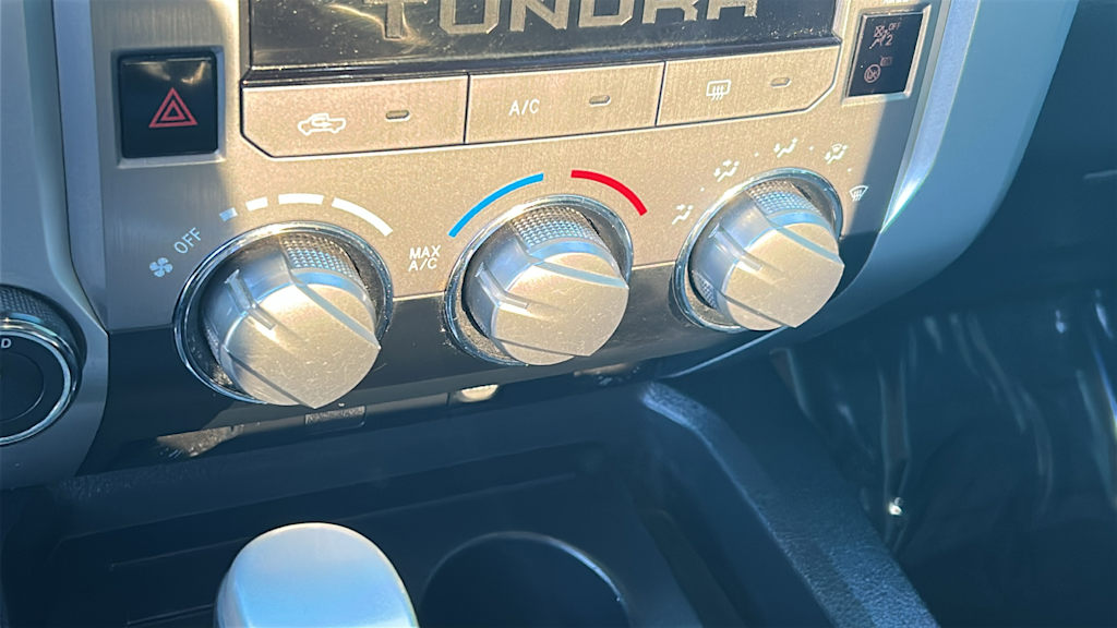 Thumbnail: 2018 Toyota Tundra - 22