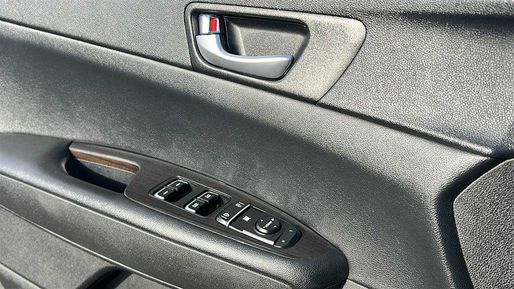 Thumbnail: 2019 Kia Optima - 28