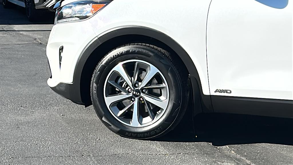 Thumbnail: 2019 Kia Sorento - 8