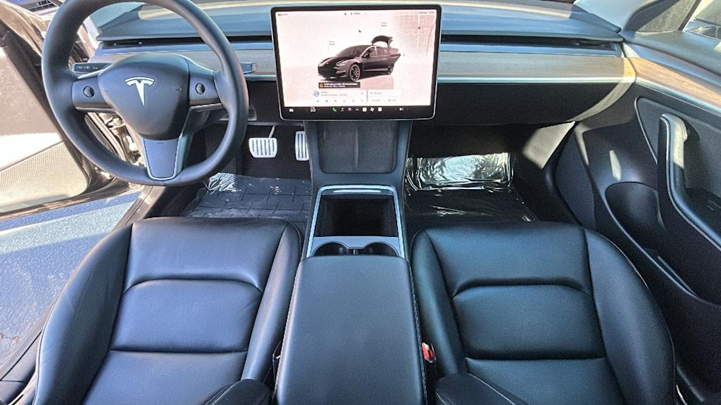 Thumbnail: 2022 Tesla Model 3 - 29