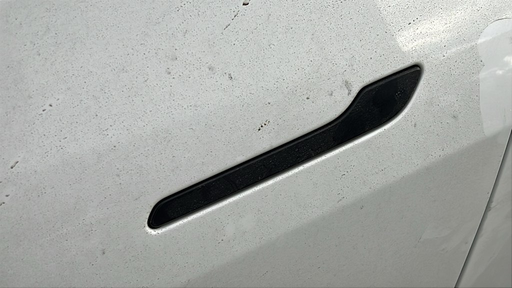 Thumbnail: 2023 Tesla Model Y - 9