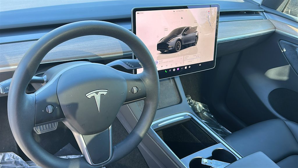 Thumbnail: 2025 Tesla Model Y - 2