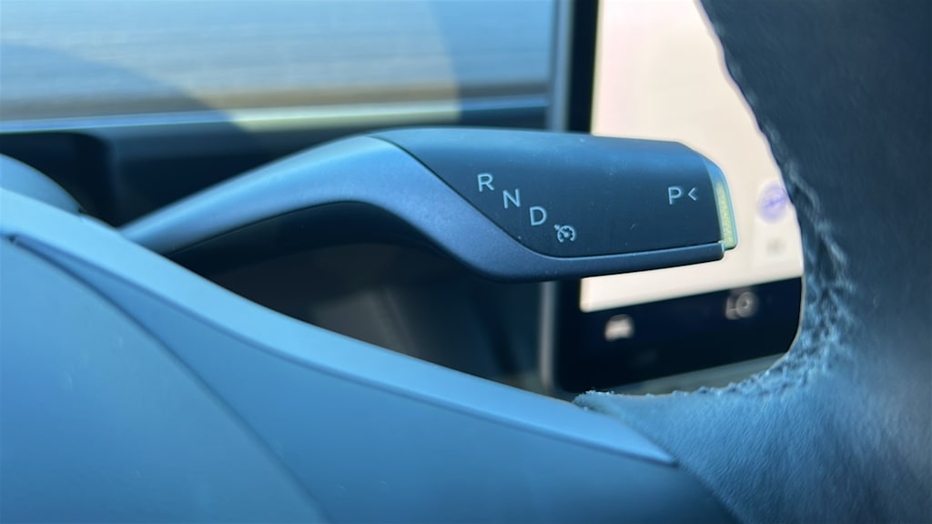 Thumbnail: 2025 Tesla Model Y - 21