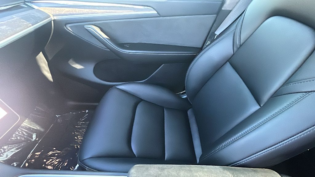 Thumbnail: 2024 Tesla Model Y - 10
