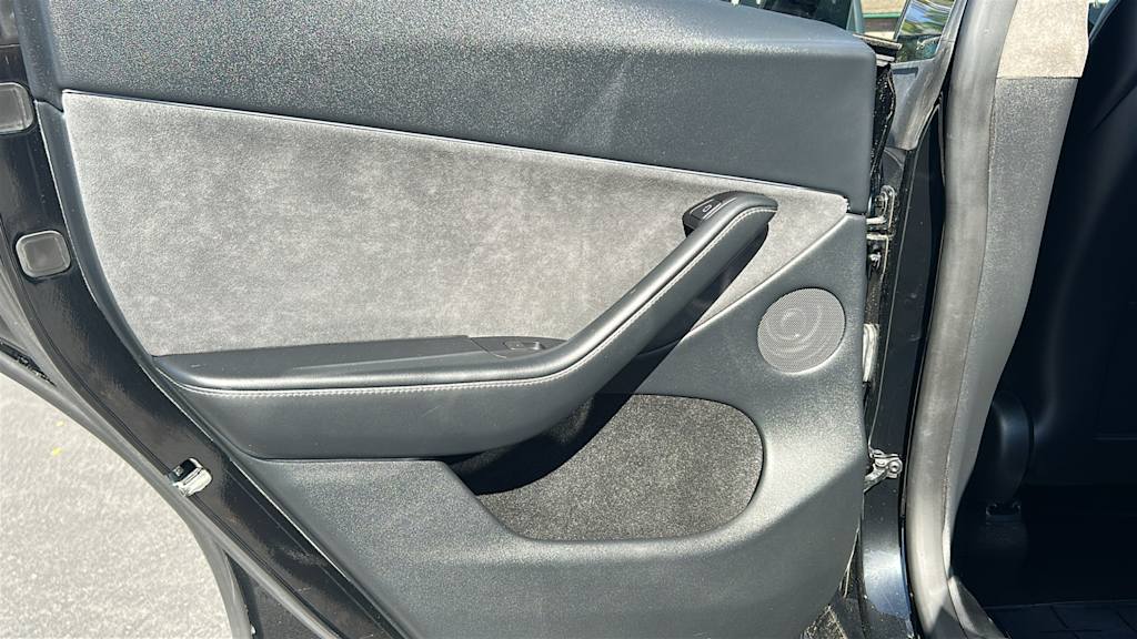Thumbnail: 2024 Tesla Model Y - 27