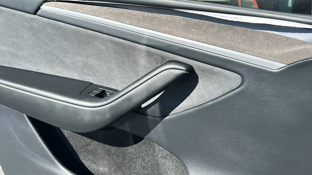 Thumbnail: 2024 Tesla Model Y - 23