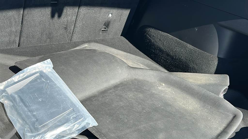 Thumbnail: 2022 Tesla Model Y - 28