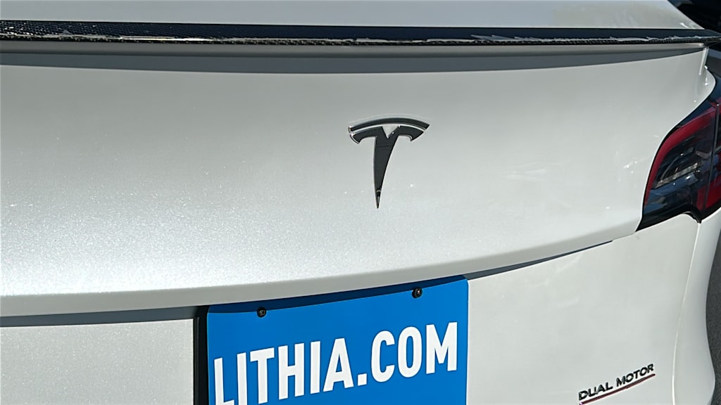Thumbnail: 2022 Tesla Model Y - 7