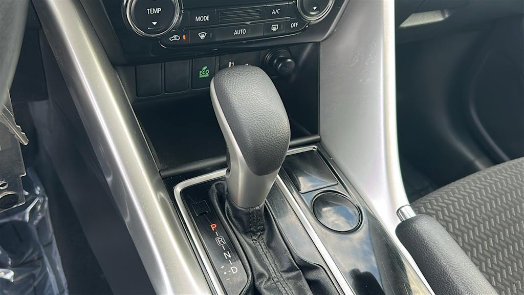 Thumbnail: 2018 Mitsubishi Eclipse Cross - 14