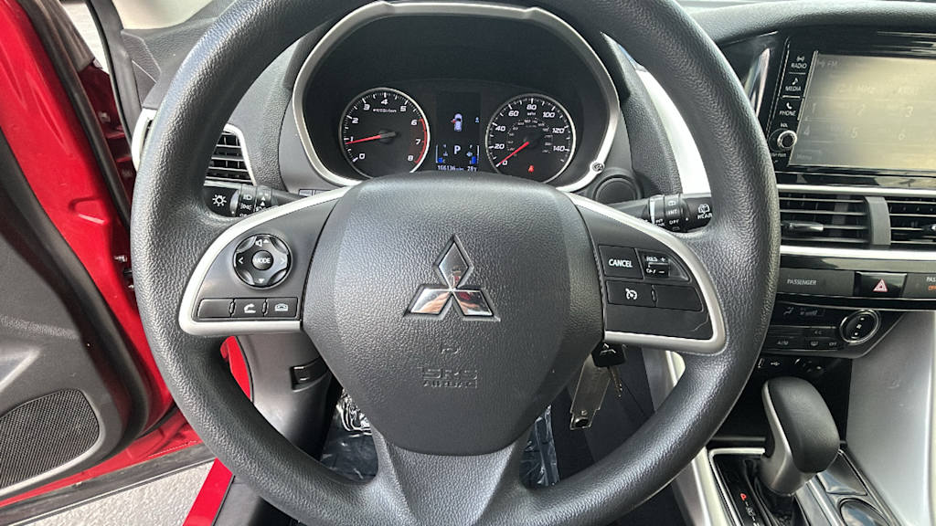 Thumbnail: 2018 Mitsubishi Eclipse Cross - 8