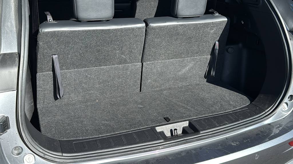 Thumbnail: 2024 Mitsubishi Outlander - 17