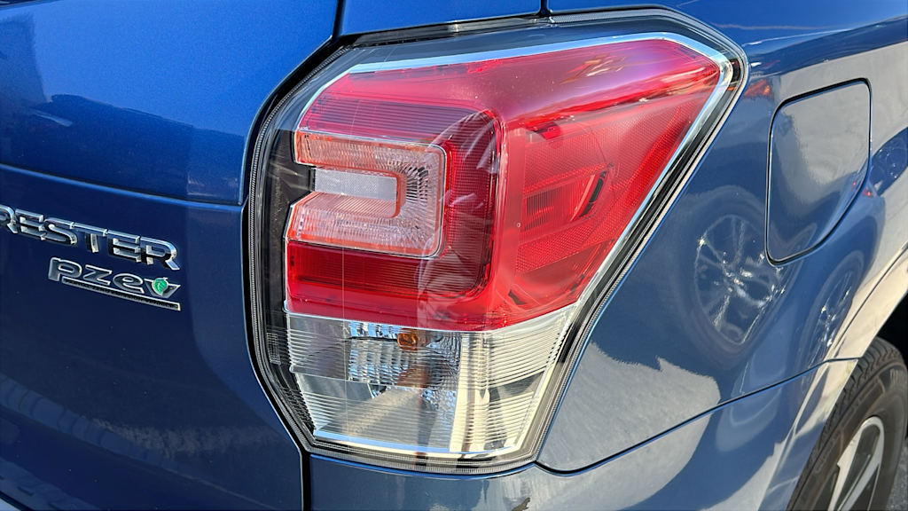Thumbnail: 2017 Subaru Forester - 14