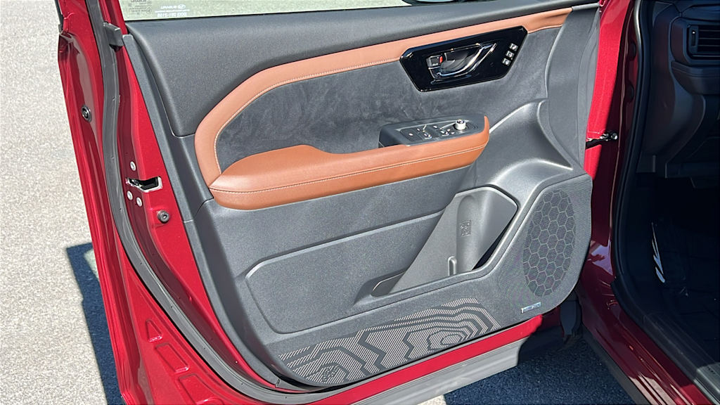 Thumbnail: 2025 Subaru Forester - 29