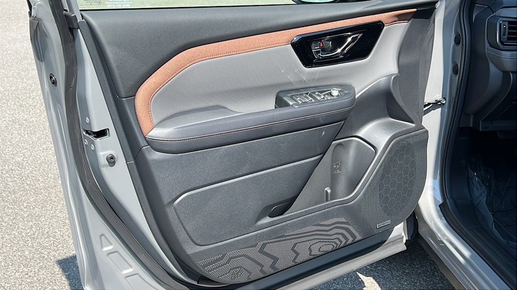 Thumbnail: 2025 Subaru Forester - 29