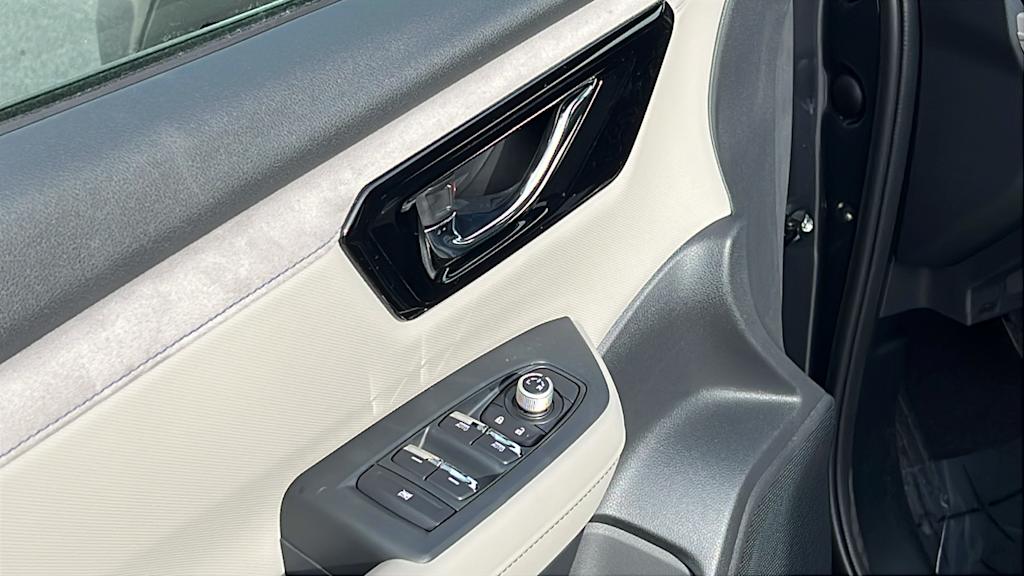 Thumbnail: 2025 Subaru Forester - 27