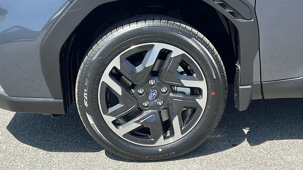 2025 Subaru Forester Limited 8