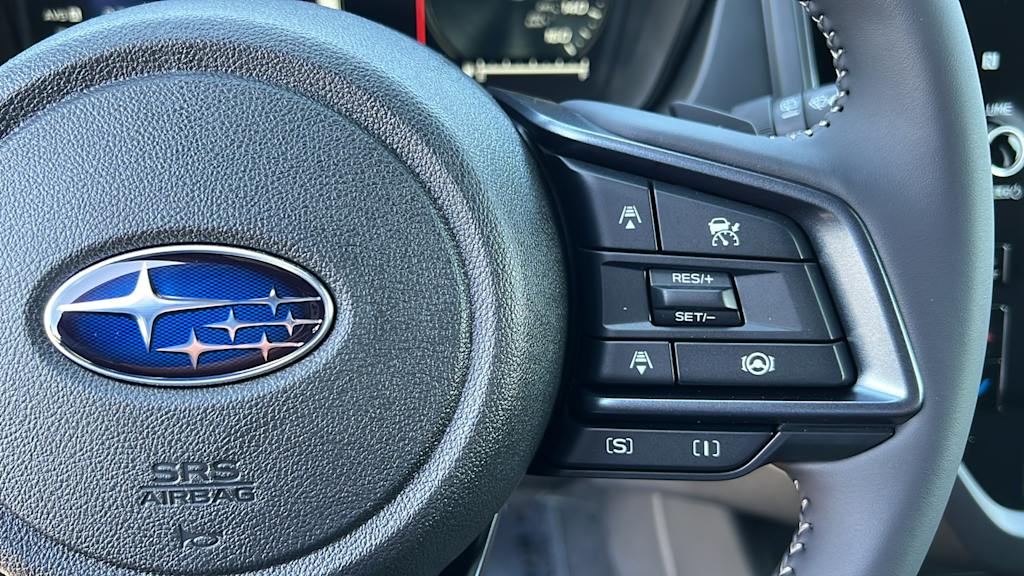 2025 Subaru Forester Limited 27