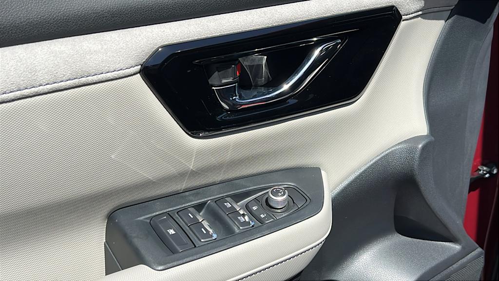 2025 Subaru Forester Limited 27