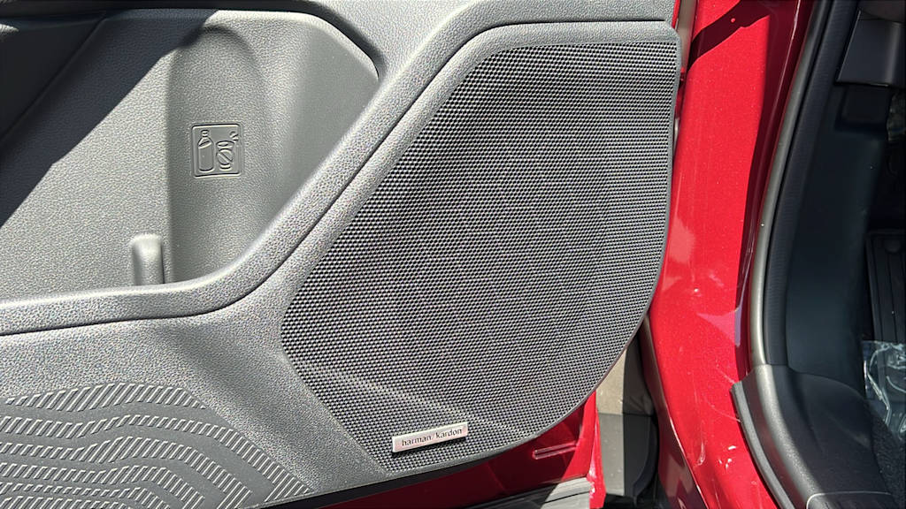 2025 Subaru Forester Limited 33