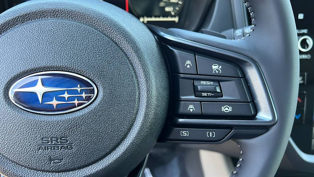 2025 Subaru Forester Limited 26