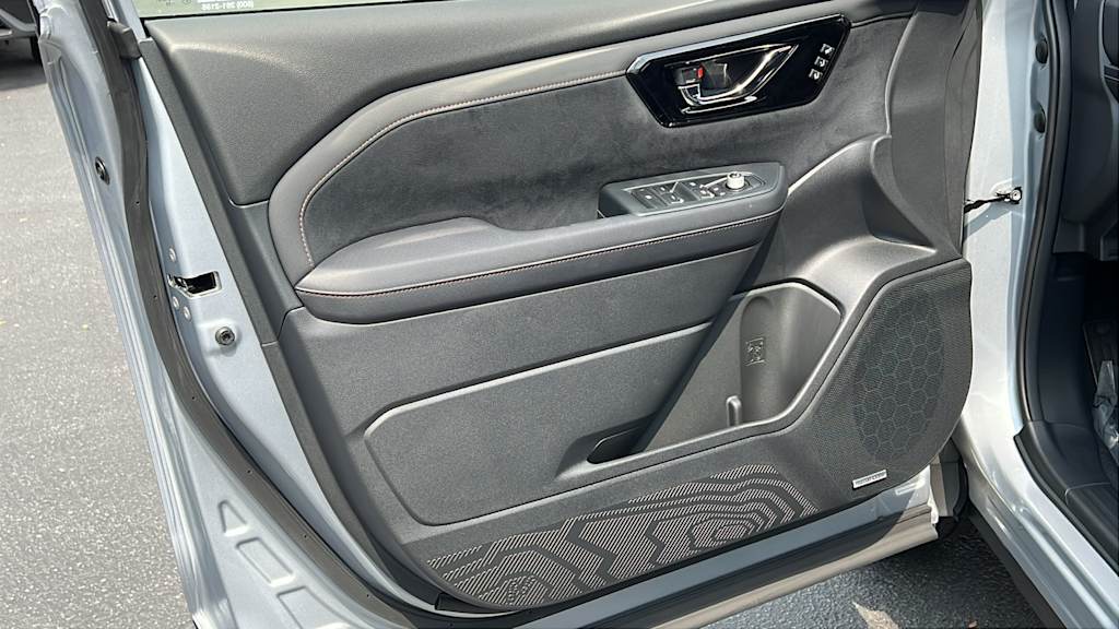 Thumbnail: 2025 Subaru Forester - 29