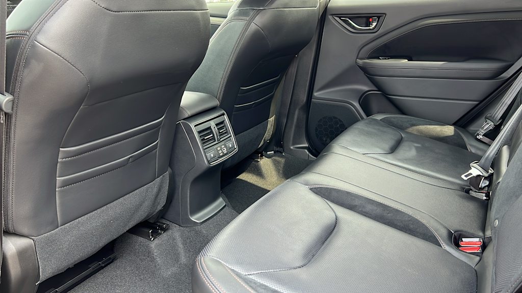 Thumbnail: 2025 Subaru Forester - 12