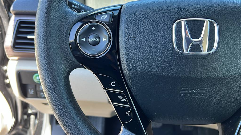 Thumbnail: 2017 Honda Accord - 26